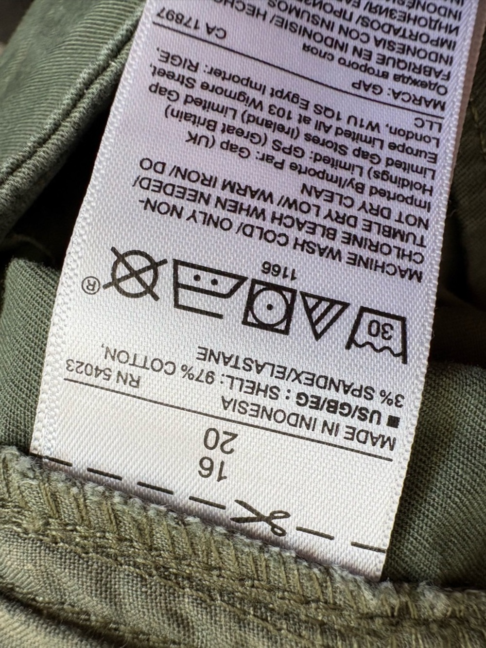 GAP Girlfriend Khaki 16 - Picture 6 of 7